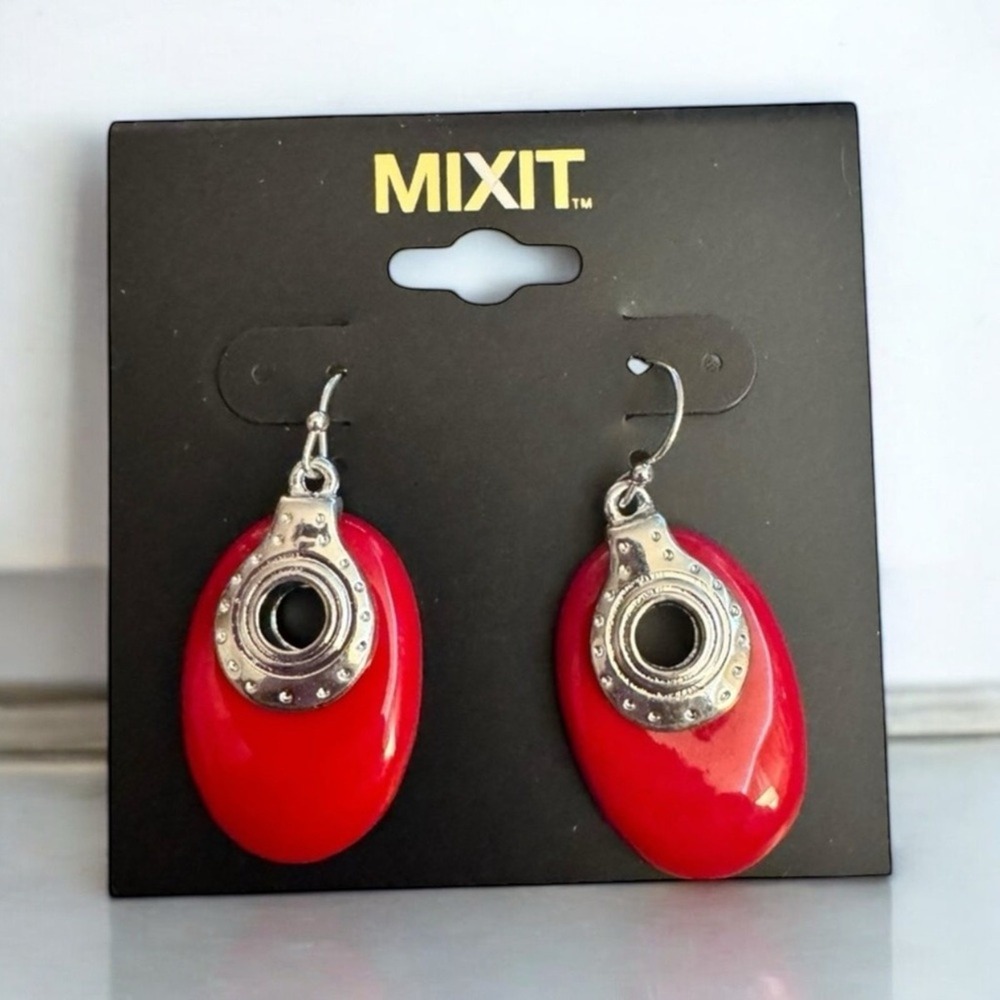 Mixit Womens Red Oval Resin Drop Earrings Silver Tone Industrial Detail Fishhook